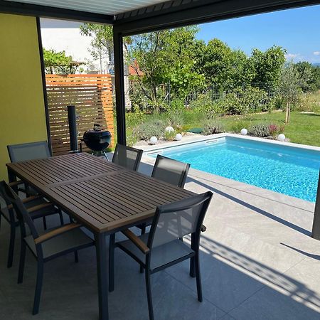 Holiday House Oljka Kobdilj Экстерьер фото