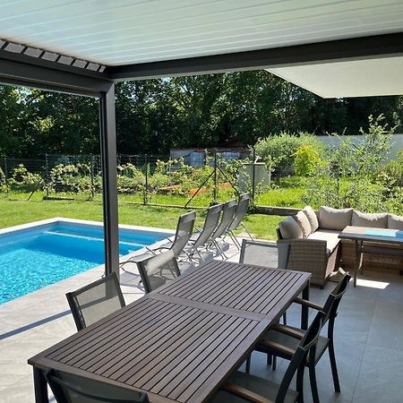 Holiday House Oljka Kobdilj Экстерьер фото