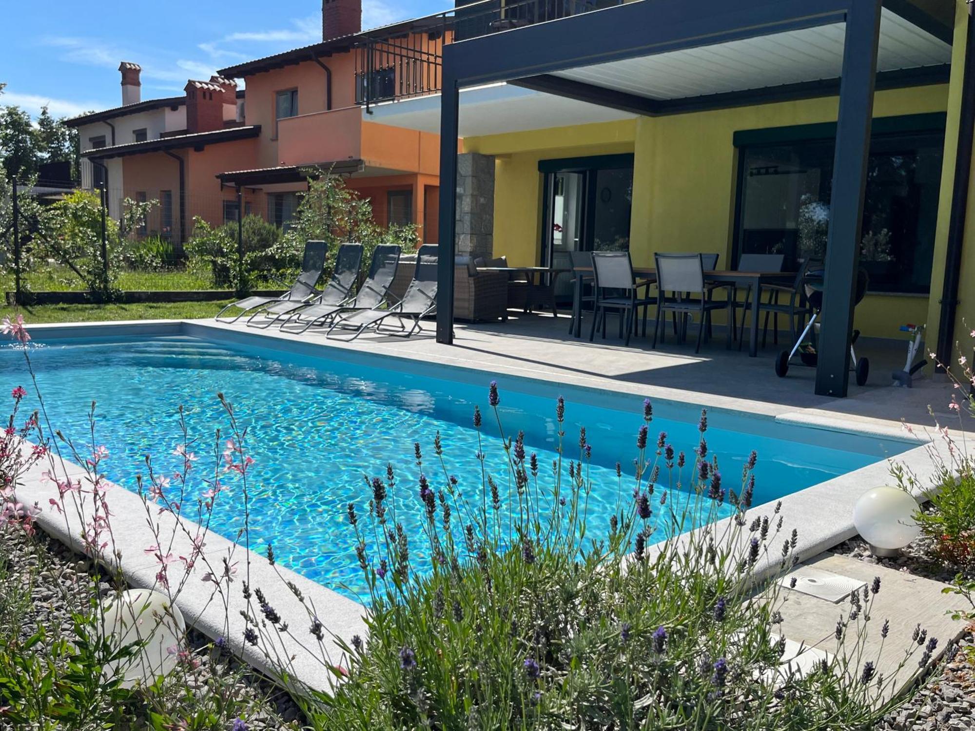 Holiday House Oljka Kobdilj Экстерьер фото
